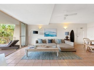 6 Nereus Elegant Beach Side Apartment Simply Perfect Apartment, Sunshine Beach - 2