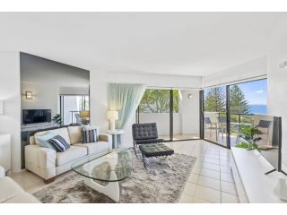 6 Wainui Escape to the Beach Enjoy the views Apartment, Sunshine Beach - 3