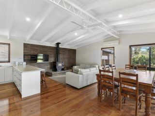62 BINGLEY PARADE RIVERSEA HOUSE Guest house, Anglesea - 3