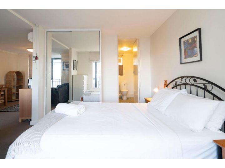 63 Spectacular City Views - sleeps 2- perfect location Apartment, Perth - imaginea 1