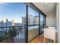63 Spectacular City Views - sleeps 2- perfect location Apartment, Perth - thumb 3