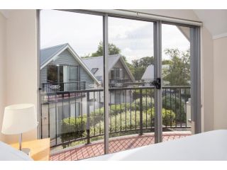 68@CapeView Apartment, Broadwater - 4
