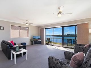 7/18 Endeavour Parade - Riverfront Tweed Heads Apartment, Tweed Heads - 1