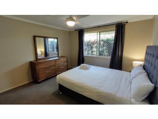 7 min walk to City Center Apartment, Toowoomba - 2