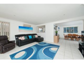 7B Achilles Street, Nelson Bay - White Waves Guest house, Nelson Bay - 5