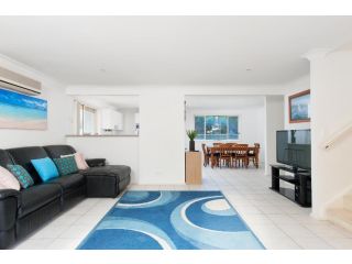 7B Achilles Street, Nelson Bay - White Waves Guest house, Nelson Bay - 3