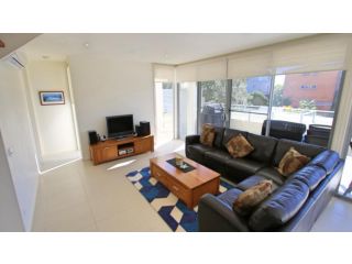 8 - 22 Bennett St, Hawks Nest Guest house, Hawks Nest - 5