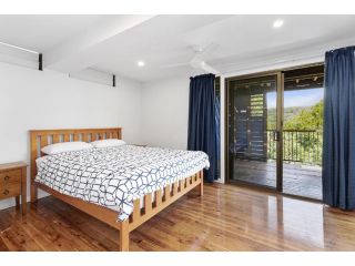 8 Yarrong Road Guest house, Point Lookout - 5