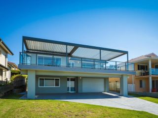 81 Dalmeny Drive - Beach House Guest house, Kianga - 1