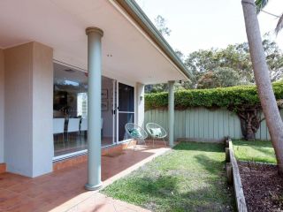 8a Foreshore Drive Ducted Air and Boat Parking Guest house, Salamander Bay - 1