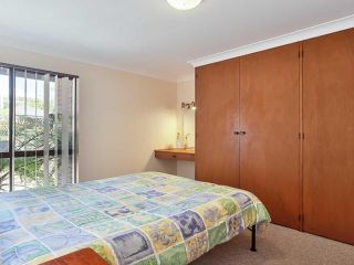 8c Norburn Avenue - great family budget holiday Apartment, Nelson Bay - 5