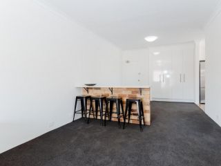 9 'Bronte Court', 17 Magnus Street - renovated unit with filtered views & pool Apartment, Nelson Bay - 4