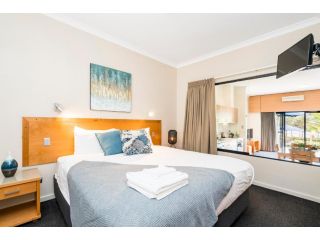 9 - Fine Resort living for a regal rest Apartment, Perth - 1