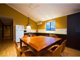 9 Skipjack Circle - Lovely Pet-Friendly Holiday Home with a Breezeway Hotel, Exmouth - 1