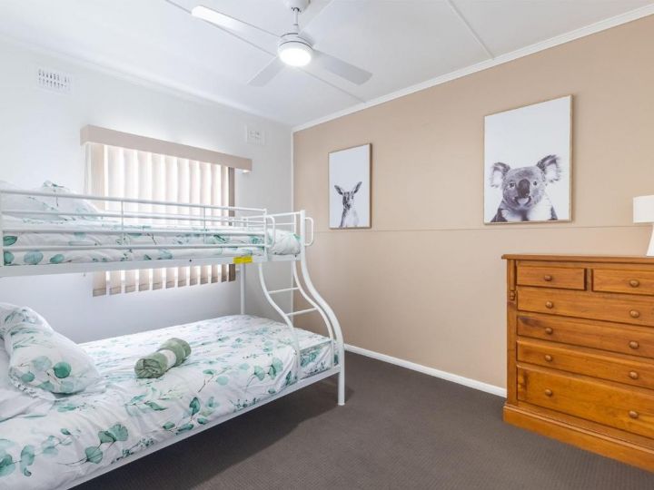 91 Sandy Point Road with Wifi Boat Parking and Air Con Guest house, Corlette - imaginea 20
