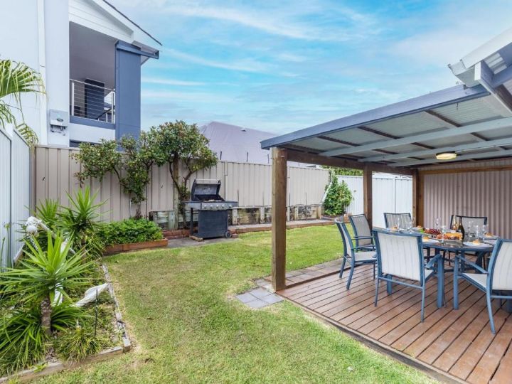 91 Sandy Point Road with Wifi Boat Parking and Air Con Guest house, Corlette - imaginea 9