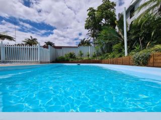 91 Sandy Point Road with Wifi Boat Parking and Air Con Guest house, Corlette - 5
