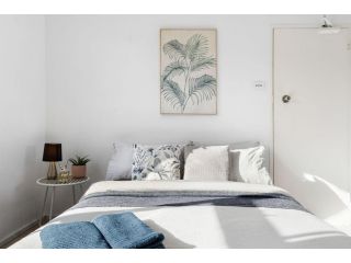 A Cozy & Bright Beach Studio, 5min Walk To Bondi Beach Apartment, Sydney - 3