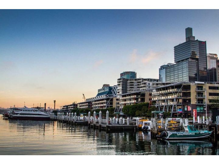 A Cozy & Spacious Apt for 6 Next to Darling Harbour Apartment, Sydney - imaginea 20