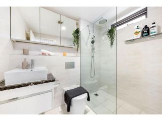 A Cozy & Stylish Beach Studio, 5min walk to Bondi Beach Apartment, Sydney - 1