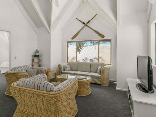 A la Plage Guest house, Cape Woolamai - 4