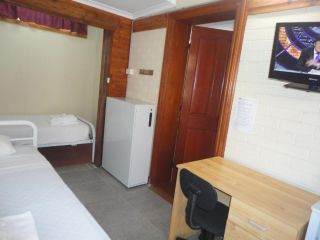 A Railway Lodge Hotel, Taree - 3