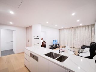 Gordon Modern 1 bed room apartment-free parking Apartment, Sydney - 3