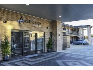 Astro Dish Motor Inn Hotel, Parkes - 2
