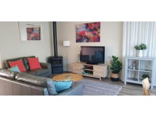 Abalone Guest Accommodation Guest house, Lakes Entrance - 2