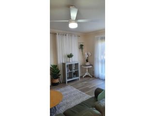 Abalone Guest Accommodation Guest house, Lakes Entrance - 4