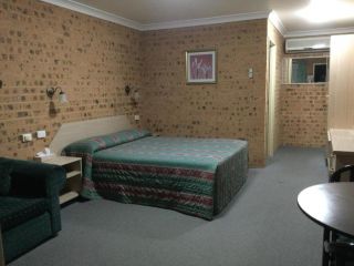 Aberdeen Motel Hotel, New South Wales - 4