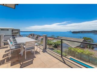Above and Beyond - Beautiful Home with Heated Pool and Views Guest house, Salamander Bay - 5