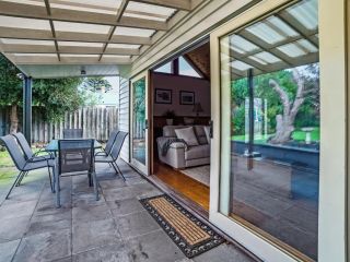 Abrahams On Bank Guest house, Port Fairy - 1