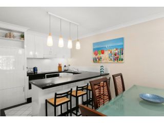Belle Escapes - Beachfront 3 Bedroom Apartment Alamanda Resort 