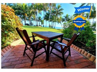 Dolphin Heads Absolute Beachfront - Self Managed Unit - Whitsunday Getaway! Apartment, Queensland - 3