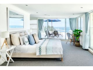 Absolute Hamptons Style Luxury Two Story Penthouse at Kings Beach - Private Rooftop Terrace Apartment, Caloundra - 3