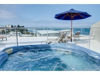 Absolute Hamptons Style Luxury Two Story Penthouse at Kings Beach - Private Rooftop Terrace Apartment, Caloundra - 1