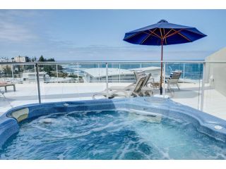 Absolute Hamptons Style Luxury Two Story Penthouse at Kings Beach - Private Rooftop Terrace Apartment, Caloundra - 1