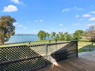 Absolute Waterfront at Woodlands Guest house, Yarrawonga - 1