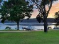 ABSOLUTE WATERFRONT COTTAGE / WOY WOY Guest house, Woy Woy - thumb 8