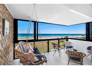 Absolutly Beachfront Surfers Paradise, Pure Shores! Apartment, Gold Coast - 5