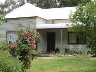 Acacia Cottage Guest house, Tumbarumba - 2