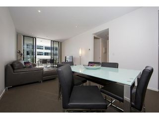 Accommodate Canberra - Manhattan on the Park Apartment, Canberra - 5