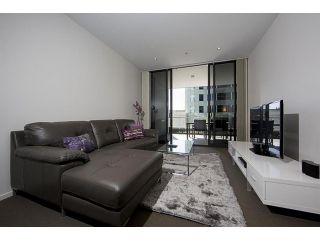 Accommodate Canberra - Manhattan on the Park Apartment, Canberra - 1
