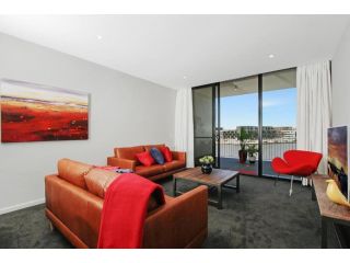 Accommodate Canberra - The Pier Apartment, Kingston - 2