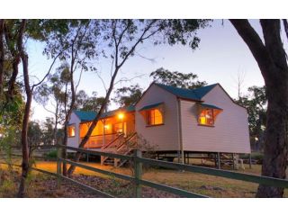 Accommodation Creek Cottages & Sundown View Suites Villa, Ballandean - 1