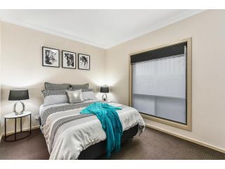 Accommodation On Lansell 1 being Unit 1 of 6 Lansell Street Apartment, Mount Gambier - 5