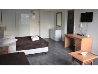 Accommodation Sydney City Centre - Hyde Park Plaza Park View College Street Studio Apartment Apartment, Sydney - 3