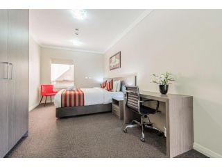 Best Western Plus Camperdown Suites Hotel, Sydney - 2