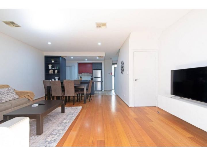ADE001 Spacious 3BR Townhouse Great City Location Guest house, Adelaide - imaginea 20